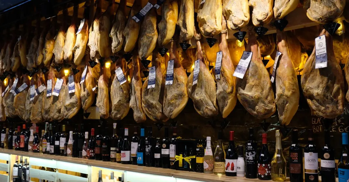 Épicerie fine de luxe : que valent vraiment les jambons ibériques ?