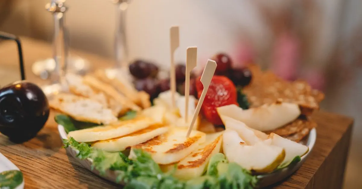 Comment bien choisir ses fromages en ligne pour un plateau parfait