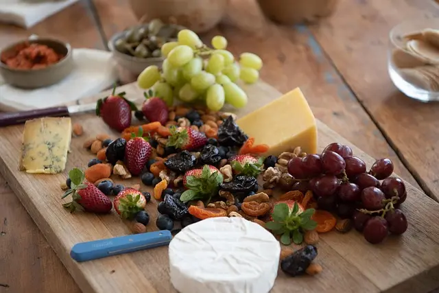 Comment choisir les meilleurs fromages en ligne pour votre plateau