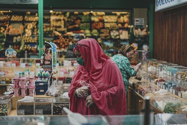 Comment reconnaître une épicerie fine de qualité en ligne